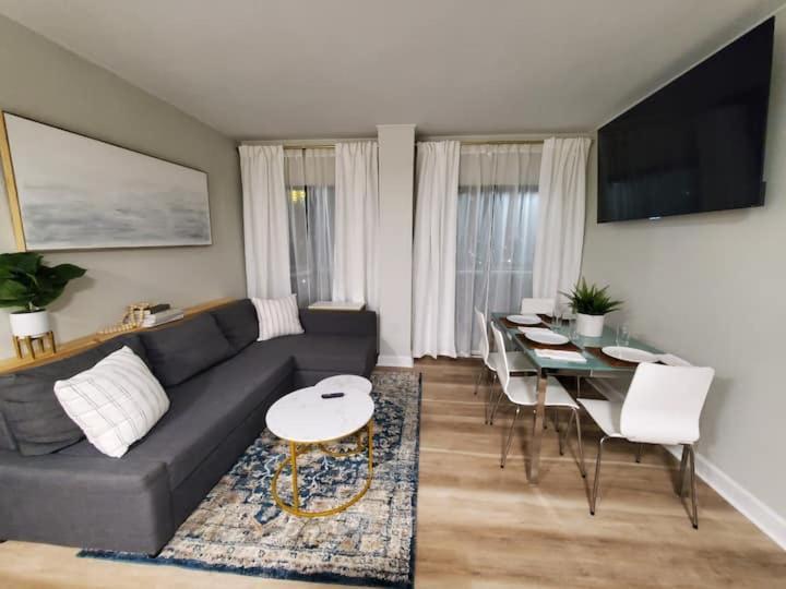 Remodeled 2Bd/2Ba Condo Mins From Universal Studio Orlando Ngoại thất bức ảnh
