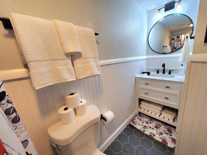 Remodeled 2Bd/2Ba Condo Mins From Universal Studio Orlando Ngoại thất bức ảnh
